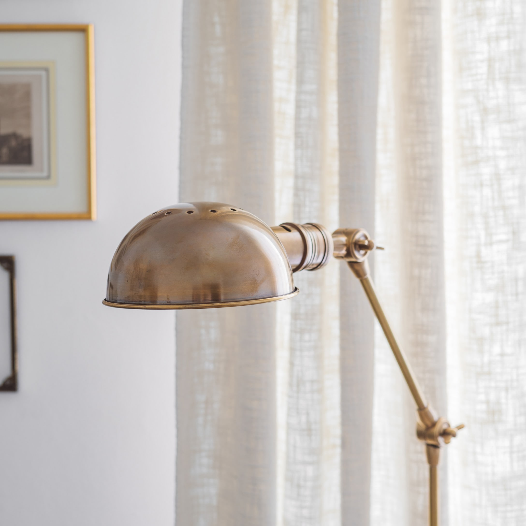Verstellbare Stehlampe aus Messing im Vintage-Stil für Innenbeleuchtung