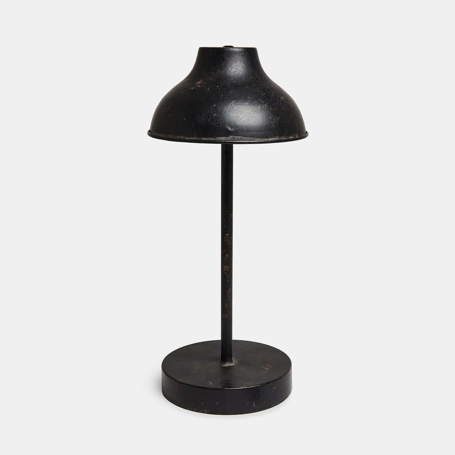 Wiederaufladbare Tischlampe Henvique Schwarze Metall-Tischlampe mit runder Basis und Vintage-Schirm für Innenbeleuchtung