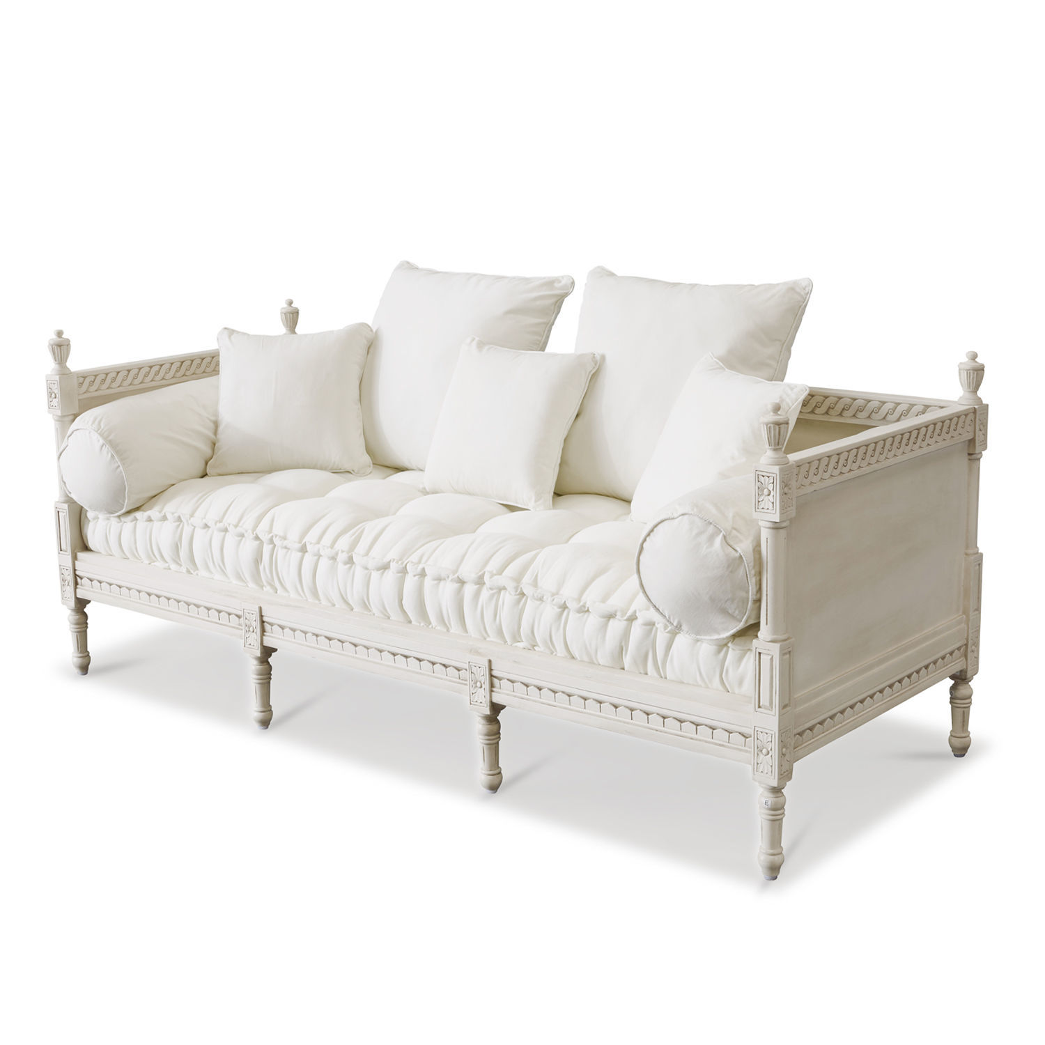 Sofa Douville aus antikweiss lackiertem Holz mit weichen Kissen, elegantes Wohnzimmermöbel