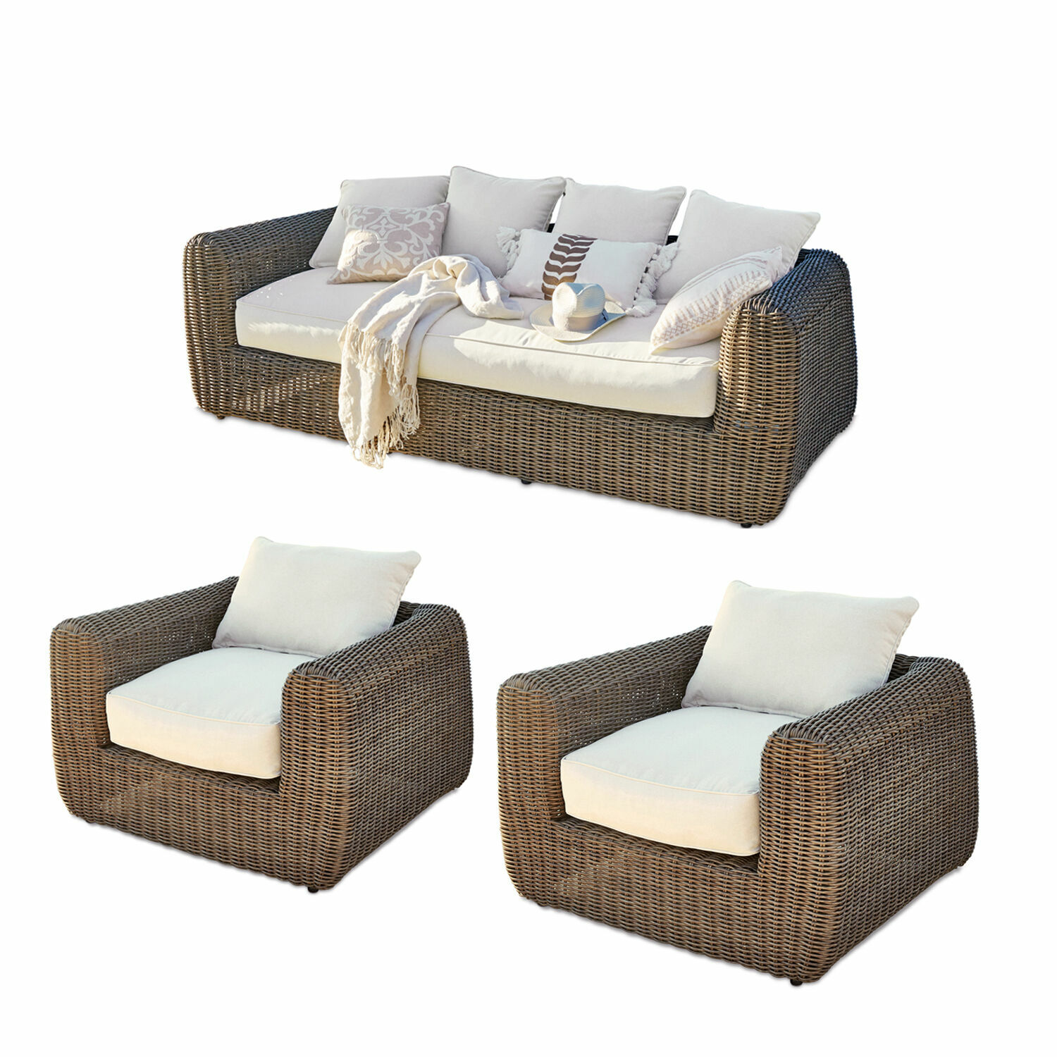 Sitzgruppe Bogdanne Gartenmöbel-Set aus braunem Rattan mit cremefarbenen Polstern, Sofa und zwei Sesseln