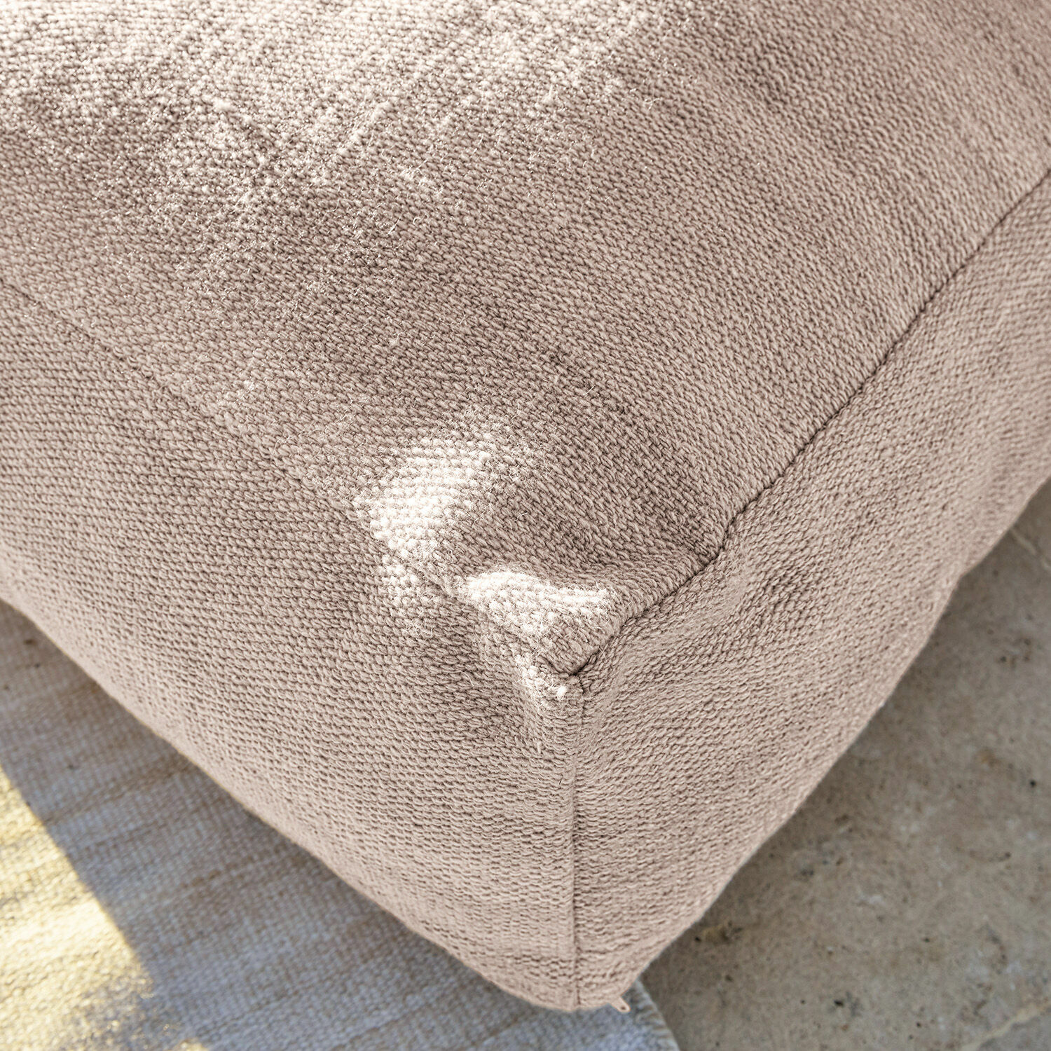In- & Outdoorpouf Pralong