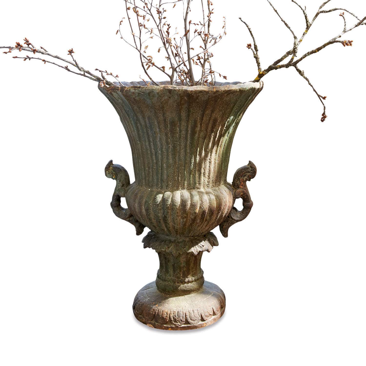 Amphore Estefanie Grosse dekorative Metallvase in Patinagrün mit Zweigen als Dekoration für Haus und Garten