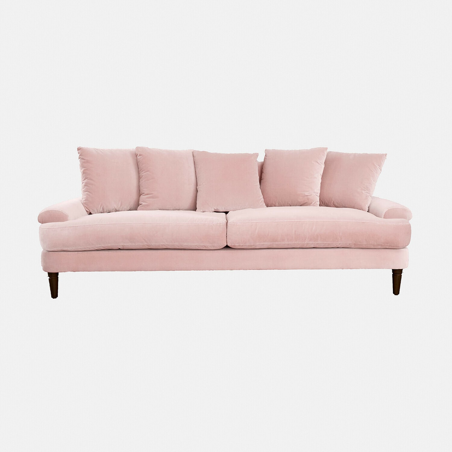 Rosa Samtsofa mit fünf Kissen und Holzbeinen, gemütlich fürs Wohnzimmer