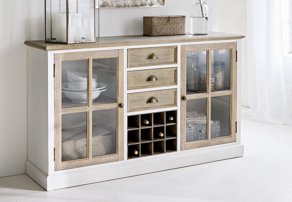 Landhaus-Kommode aus Holz in Weiss und Natur mit Glastüren und Weinregalfach