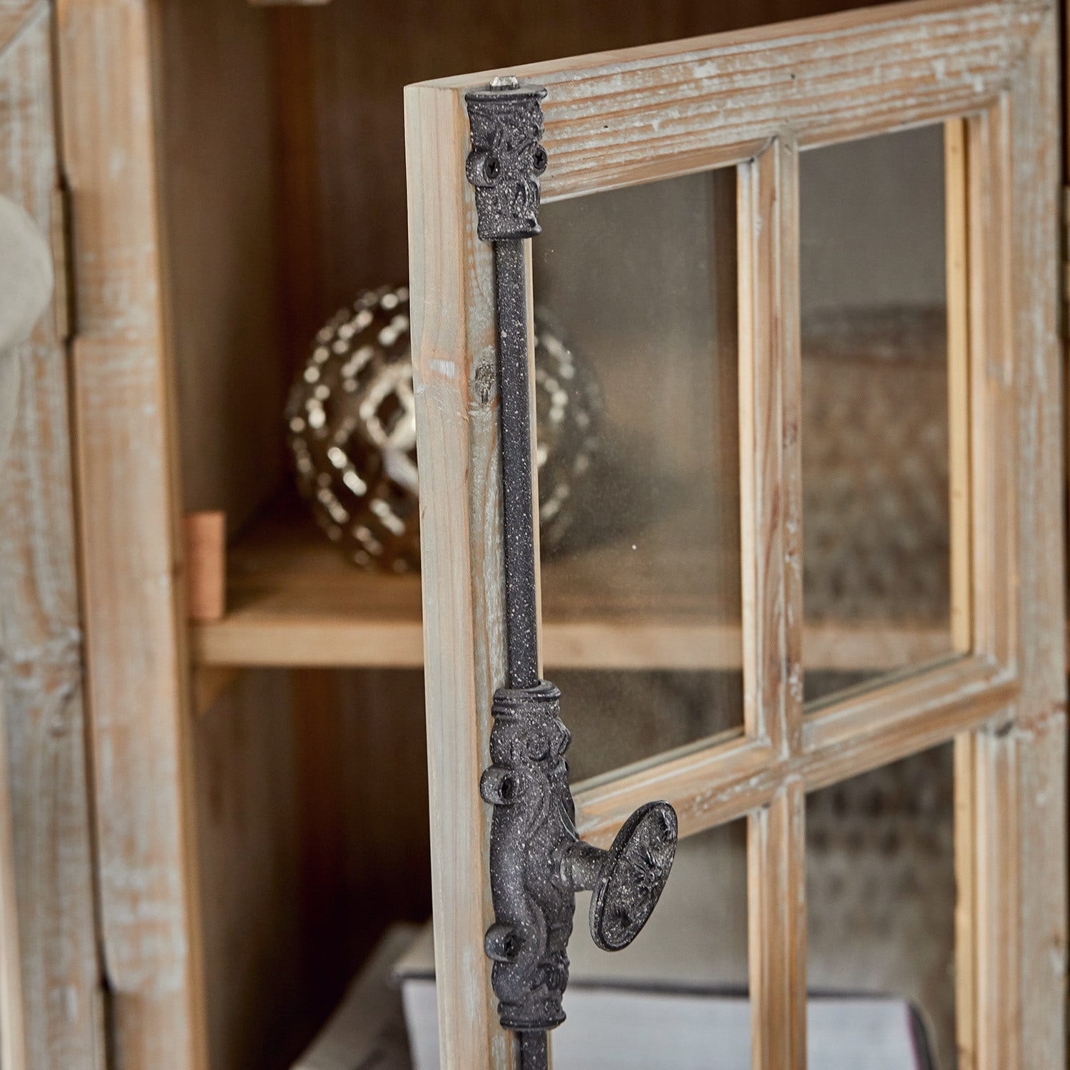 Schrank Mamirolle