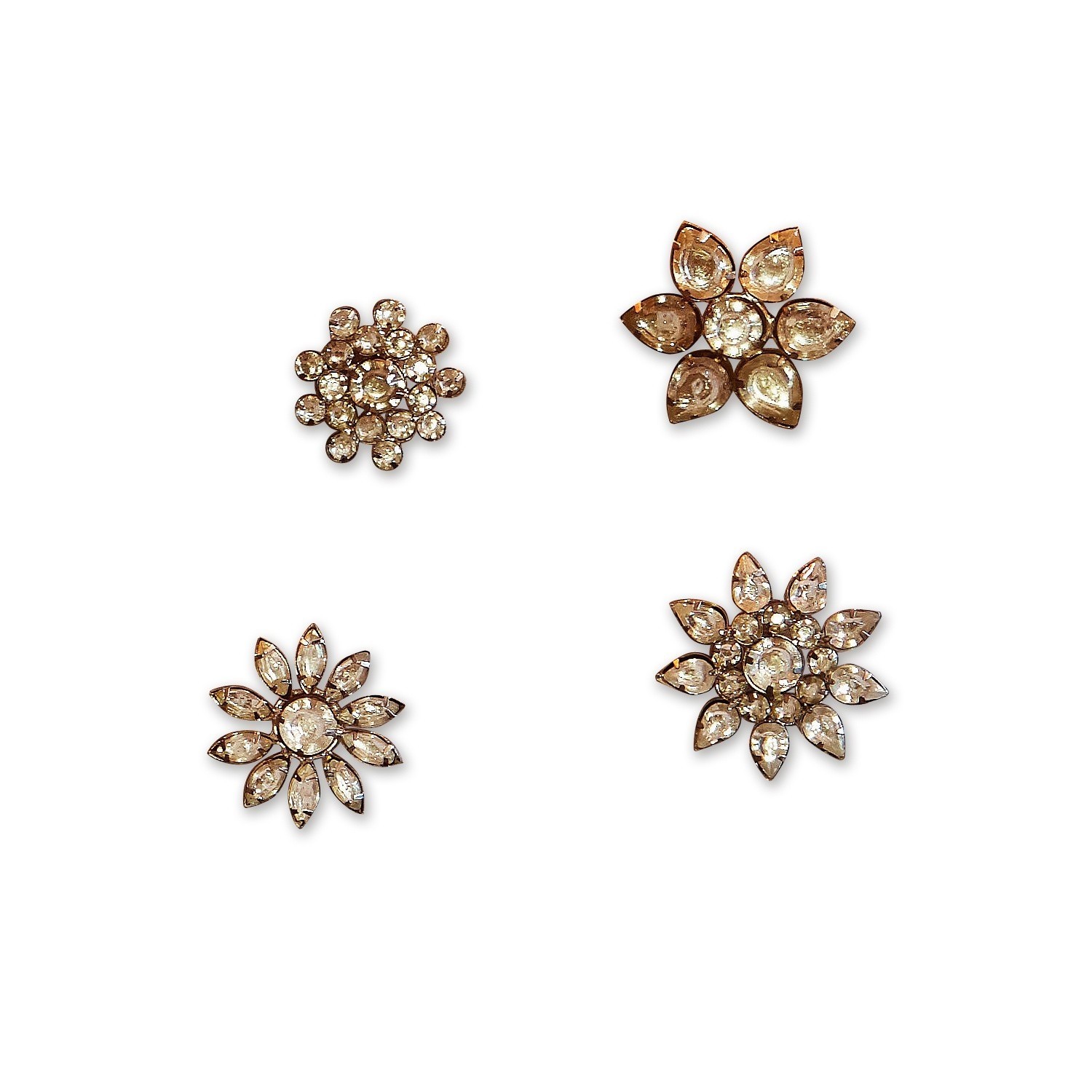 Set mit 4 silbernen Deko-Pins in Blumenform mit kristallklaren Details, modisches Accessoire