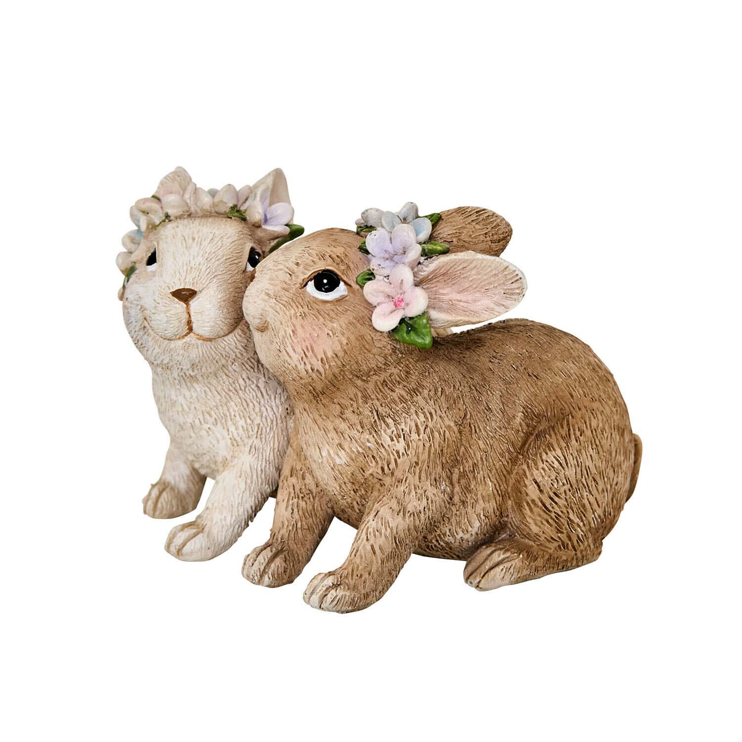 Hasen Willowmare Zwei dekorative Hasenfiguren aus holzähnlichem Material mit zarten Blumenkränzen