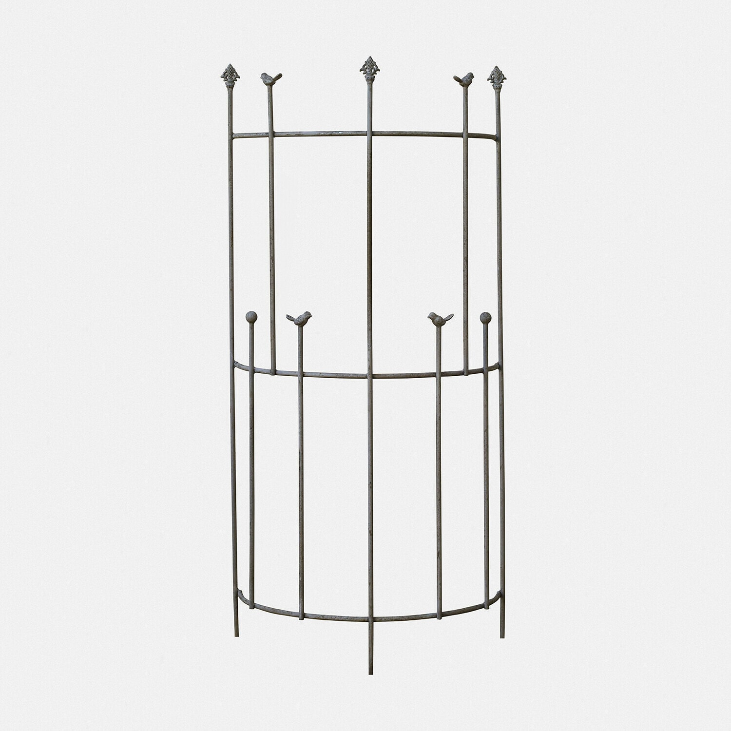 Grauer Metall-Pflanzenschutz mit dekorativen Vögeln und verzierten Enden