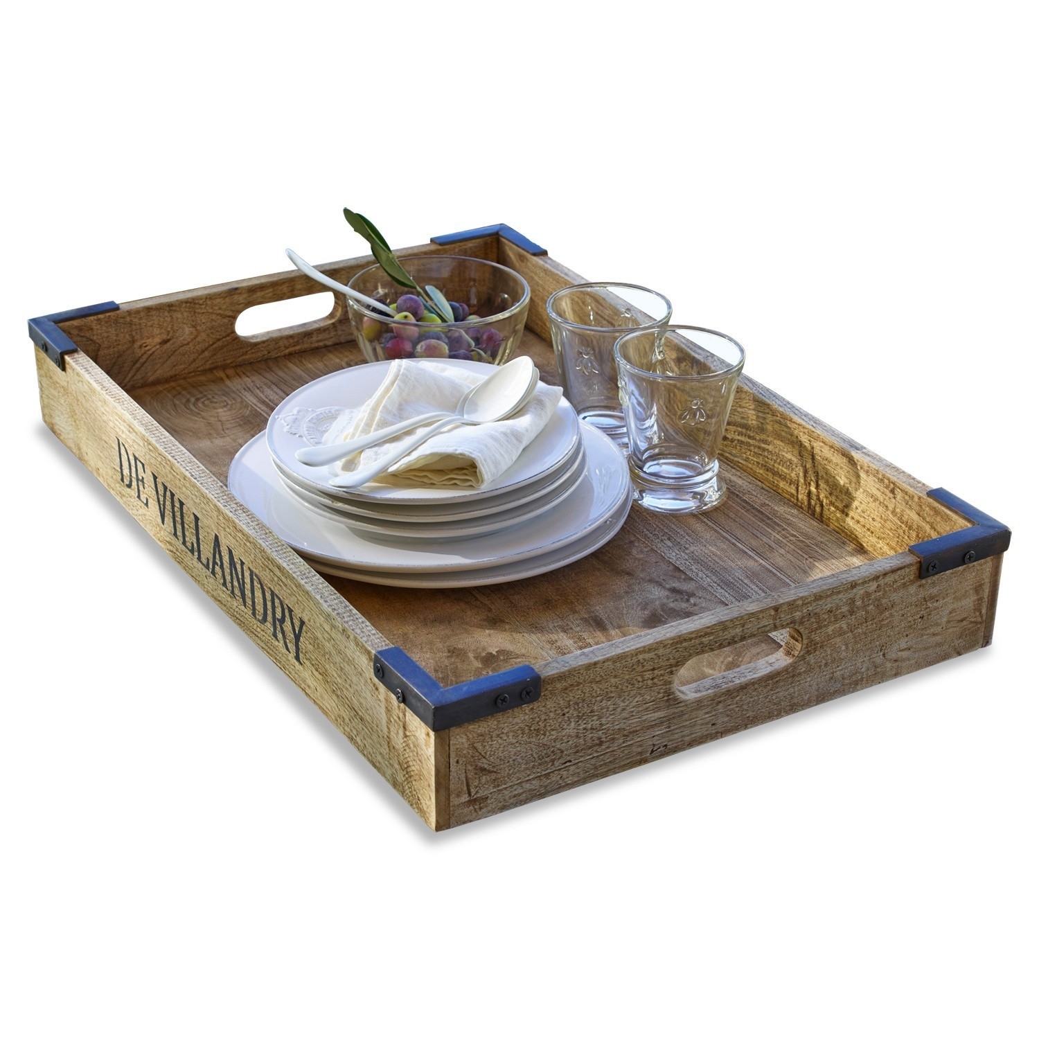 Tablett Villandry Holztablett mit Griffen und Metalleckschutz in Naturfarbe, mit weissem Geschirr und Gläsern