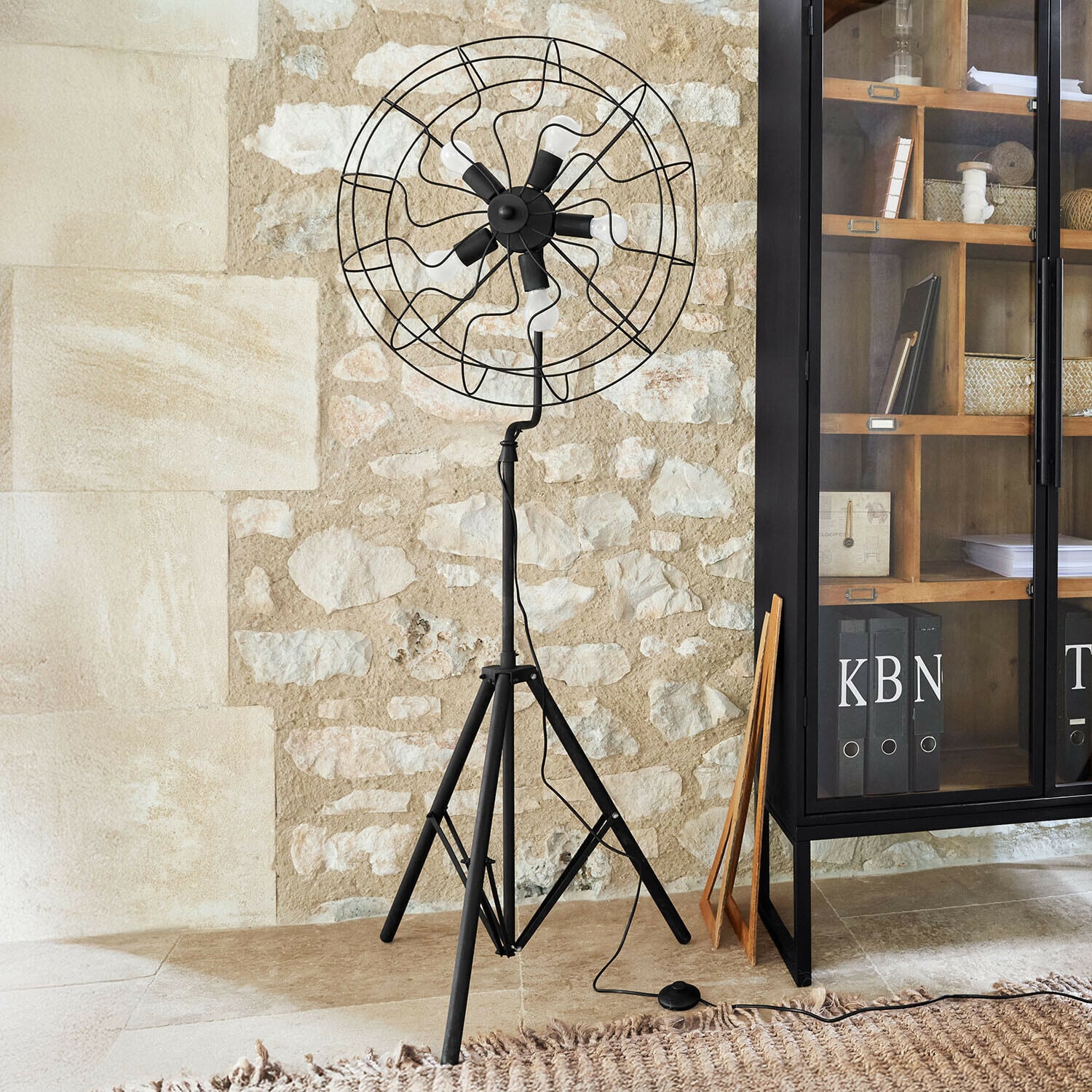 Stehlampe Thunderfield