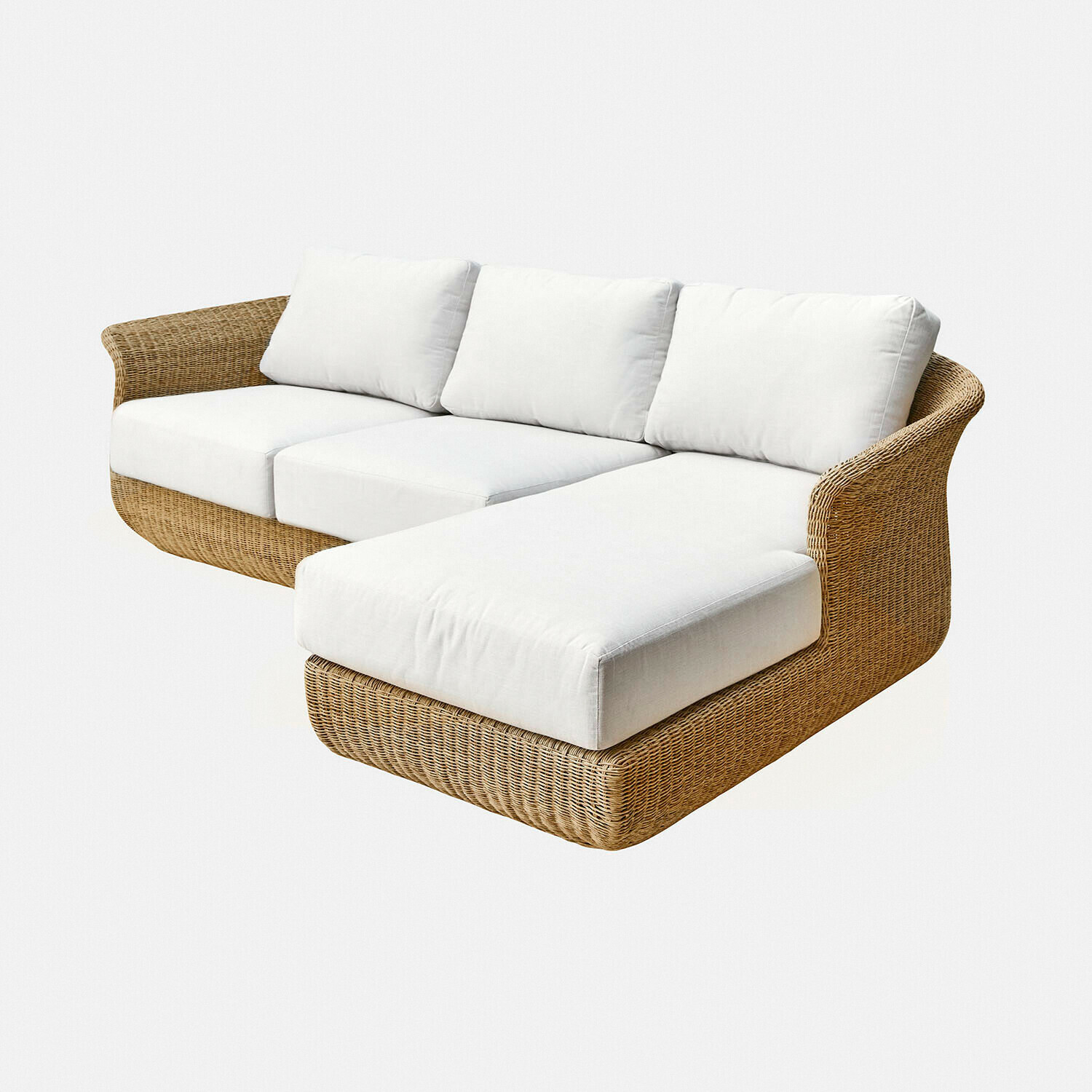 Sofa Cassianas Ecksofa aus Rattan mit weissen Kissen, gemütliches Sitzmöbel für Wohnzimmer oder Garten