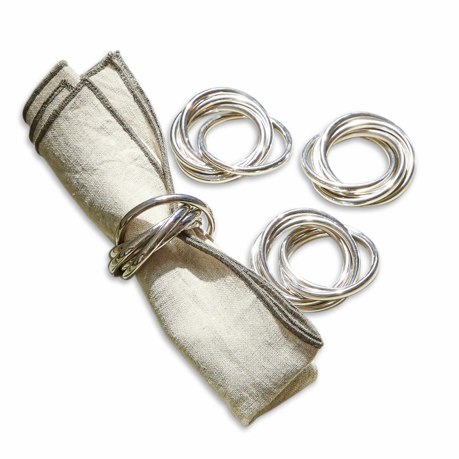Serviettenring 4er Set Limche Set aus silbernen Metall-Serviettenringen mit beiger Leinenserviette für die Tischdekoration