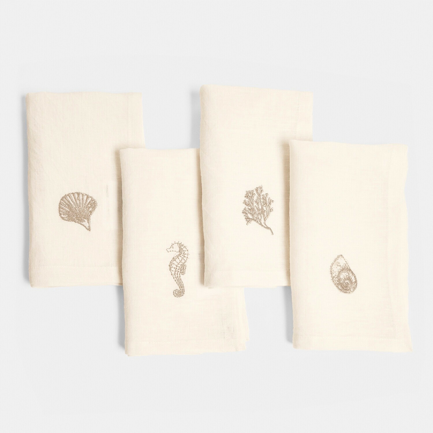 Set mit vier cremefarbenen Leinenhandtüchern mit maritimen Motiven, Küchendekoration