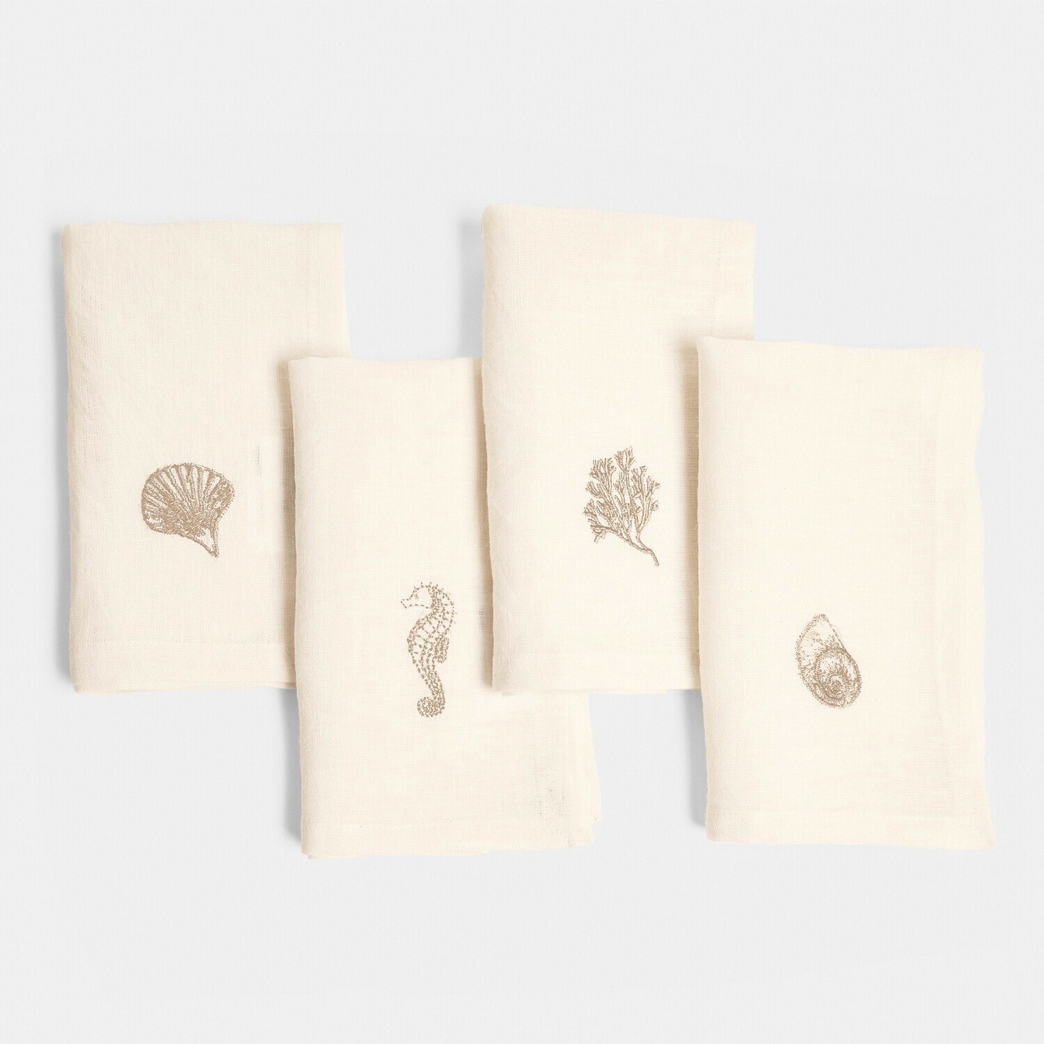 Serviette 4er Set Celorin Set mit vier cremefarbenen Leinenhandtüchern mit maritimen Motiven, Küchendekoration