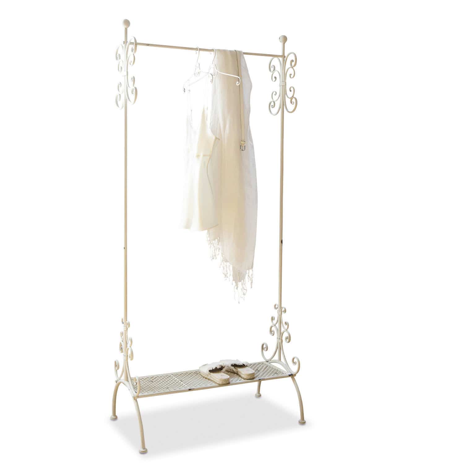 Garderobe Épinay Metall-Kleiderständer in Creme mit dekorativen Details und Schuhablage für den Eingangsbereich
