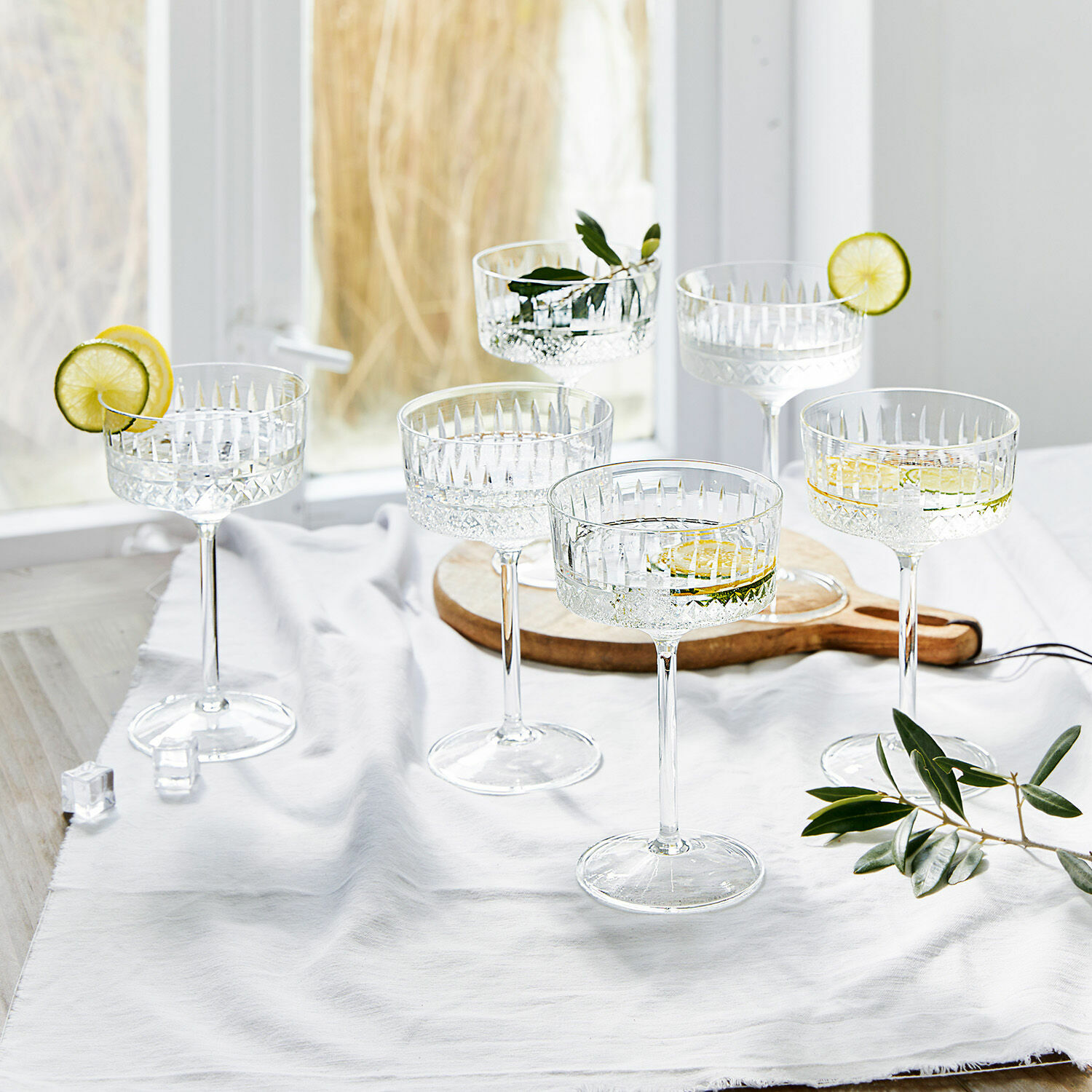 Sektglas 6er Set Deion Sechsteiliges Set Kristall-Cocktailgläser, dekoriert mit Zitronenscheiben und grünen Blättern