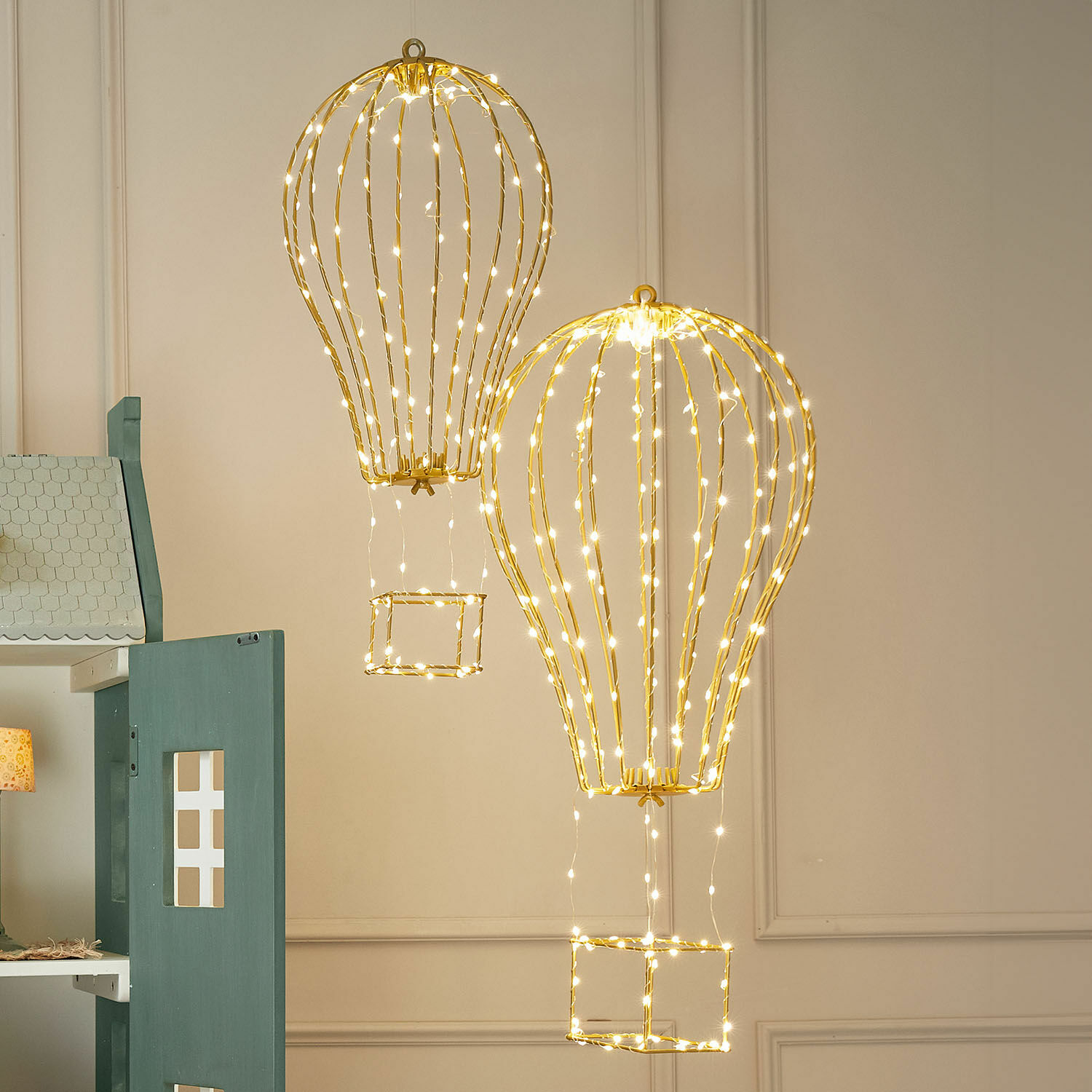LED-Ballon 2er Set Bylle Dekorative Heissluftballon-Lichter aus goldenem Metall mit warmweißen LED-Lichterketten für gemütliche Atmosphäre