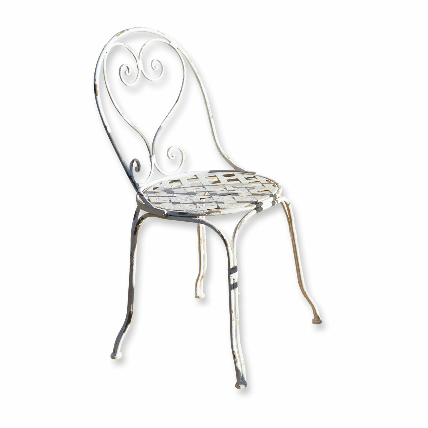 Stuhl Aube Weisser Metall-Gartenstuhl mit geflochtenem Sitz und dekorativer Rückenlehne im Vintage-Stil