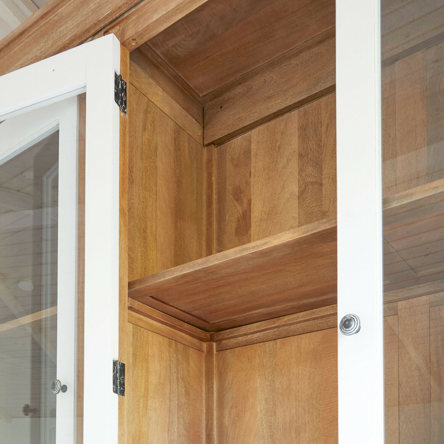 Schrank Isaverny