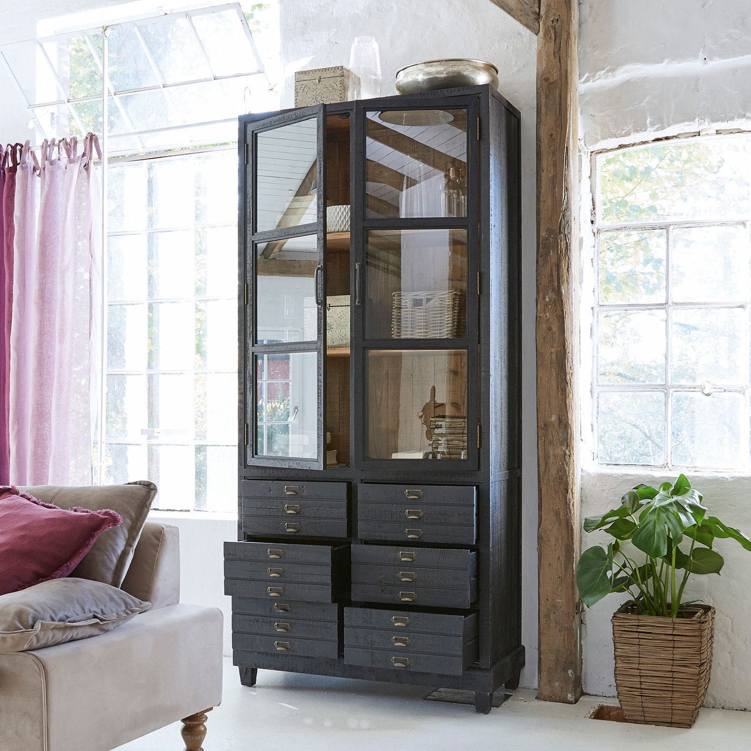 Schrank Perpinan