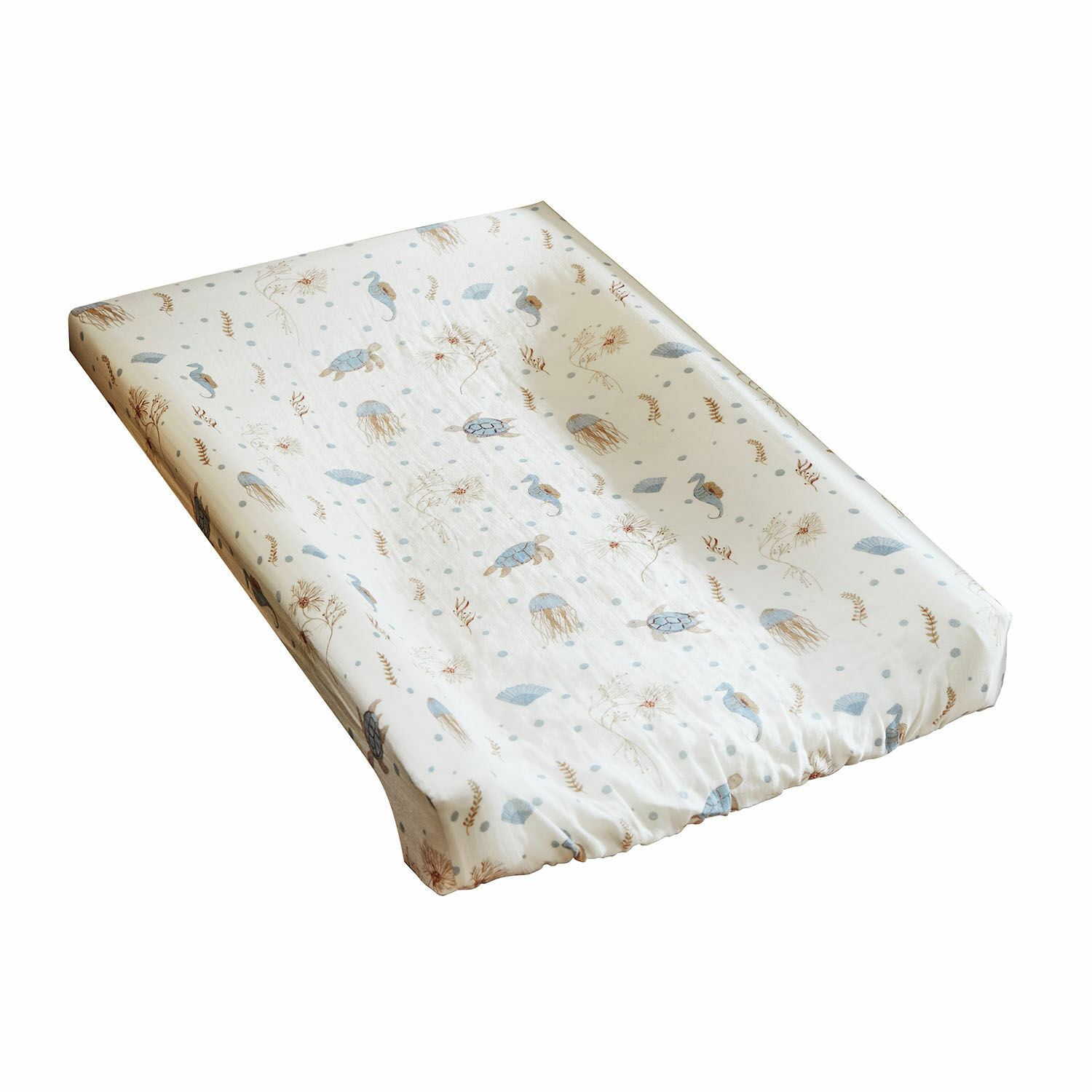 Wickelauflagenbezug Tinkertop Baumwoll-Wickelauflagenbezug mit maritimem Muster aus Schildkröten und Quallen in Blau
