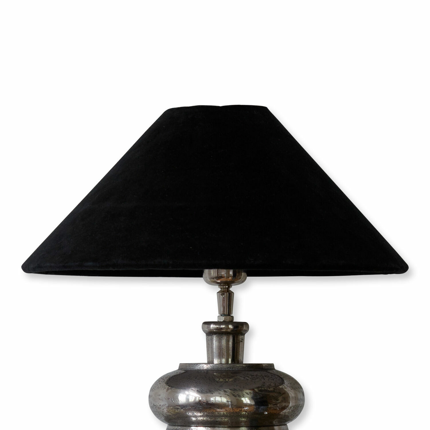 samtschwarz Schwarzer Samt-Lampenschirm Emmera auf Metallfuss für Tischlampe