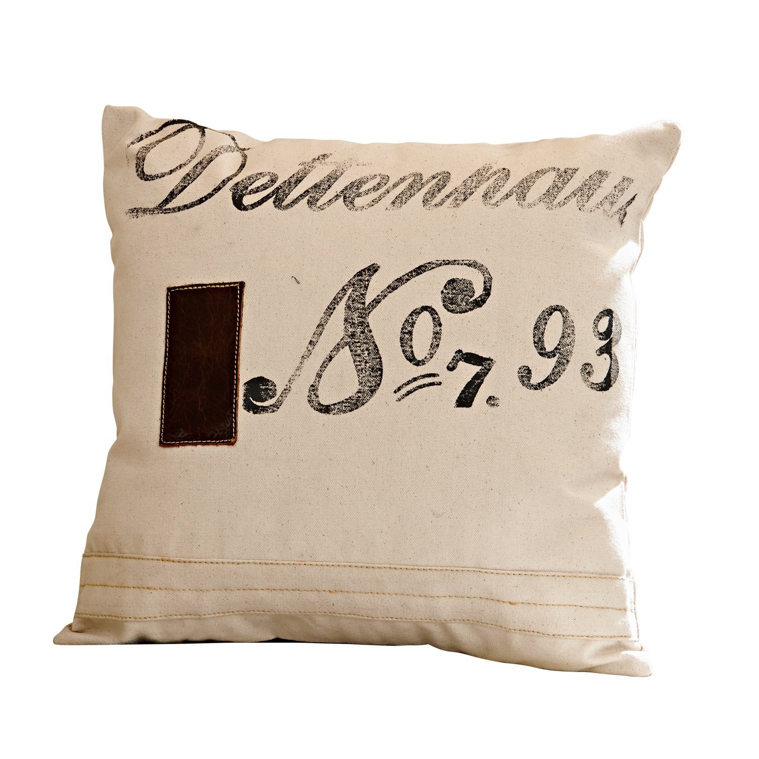 Kissen Orleans Beiges Baumwollkissen mit schwarzem Druck und braunem Leder-Patch als Dekokissen fürs Wohnzimmer