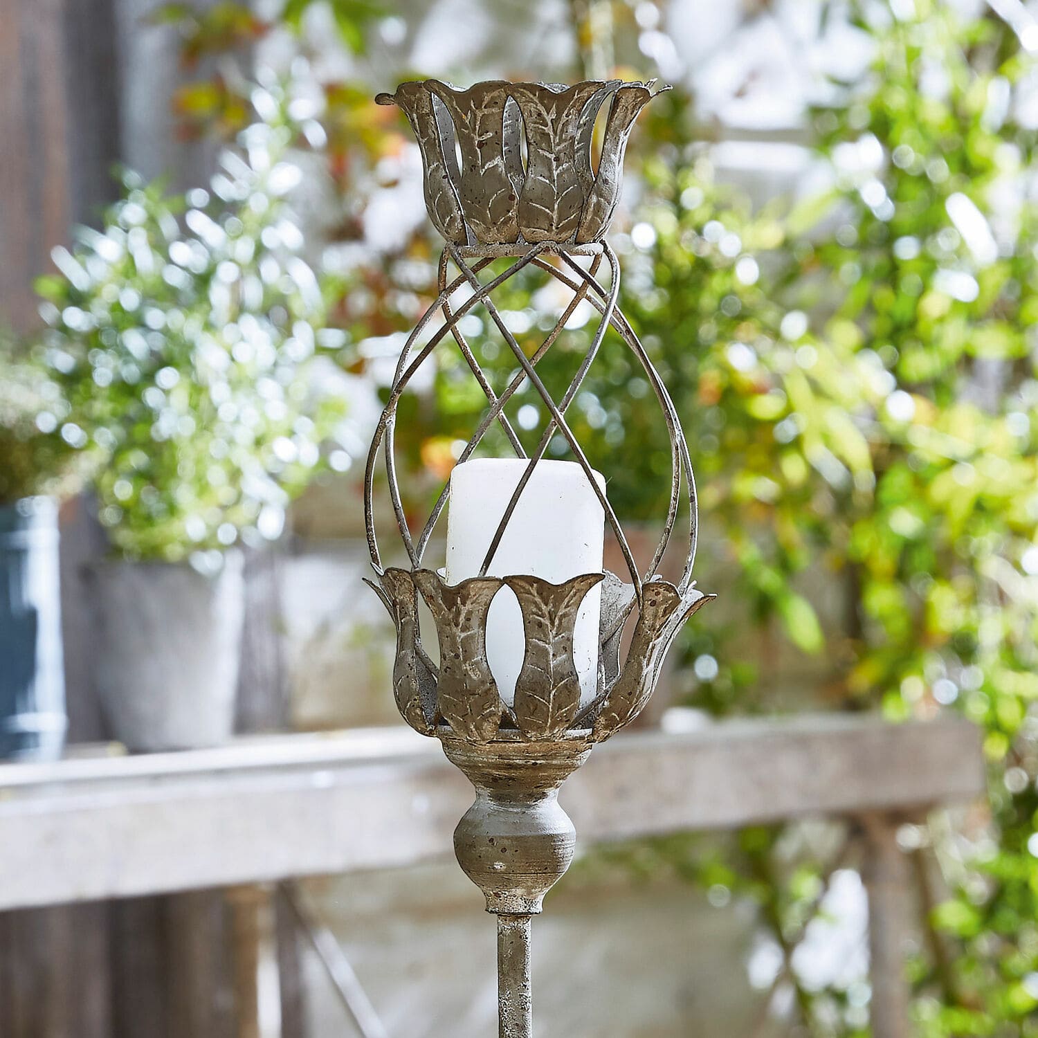 Laterne Ciranne Metall-Kerzenhalter mit weisser Kerze im rustikalen Stil für Wohn- und Gartendekoration